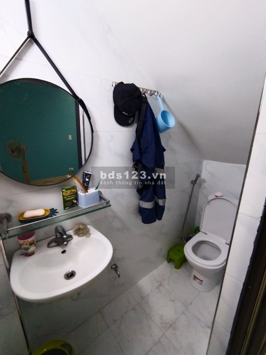 Siêu phẩm nhà 4 tầng Khu ĐTM Cát Bi giá 4,5 tỷ, xây 4 tầng kiên cố, cấu trúc công năng đầy đủ