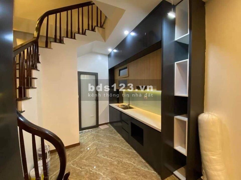 Bán nhà Kiều Mai, Minh Khai, Bắc Từ Liêm diện tích 50m2, 4 tầng, giá 5,7 tỷ