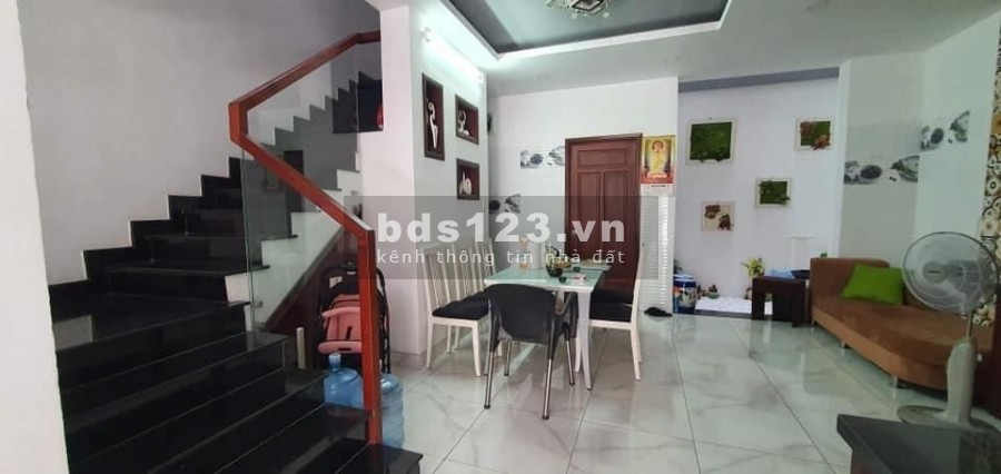 Bán nhà 7 phòng khép kín, đang cho thuê 30 triệu/tháng, diện tích 100m2, 4 tầng, hẻm Lê Văn Sỹ, Quận 3