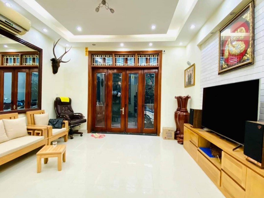 Bán nhà Quan Nhân, Thanh Xuân, dt 60m2, 4 tầng, nhà đẹp, lô góc, giá 6,8 tỷ