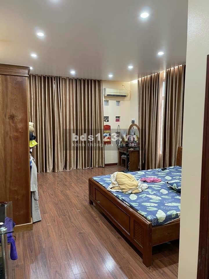 Được giá bán luôn nhà Tả Thanh Oai, ngõ rộng đường thông, dt 45m2, giá bán 3.5 tỷ
