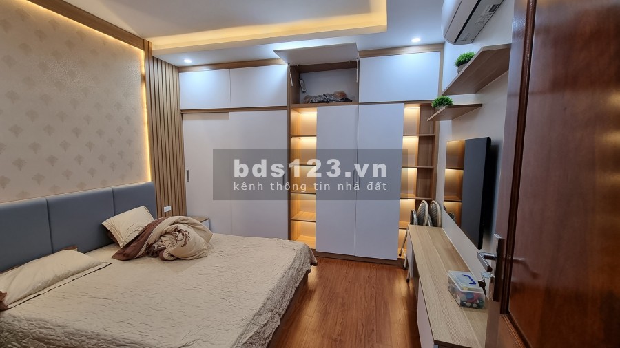 Bán nhà Xã Đàn, Đống Đa, diện tích sử dụng 40m2, 5 tầng, sổ vuông vắn, pháp lý rõ ràng