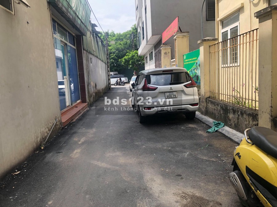 Bán gấp mảnh đất đường Lý Sơn 56m2 x 6m mặt tiền, giá 3.5 tỷ, Phân lô, Ô tô vào đất