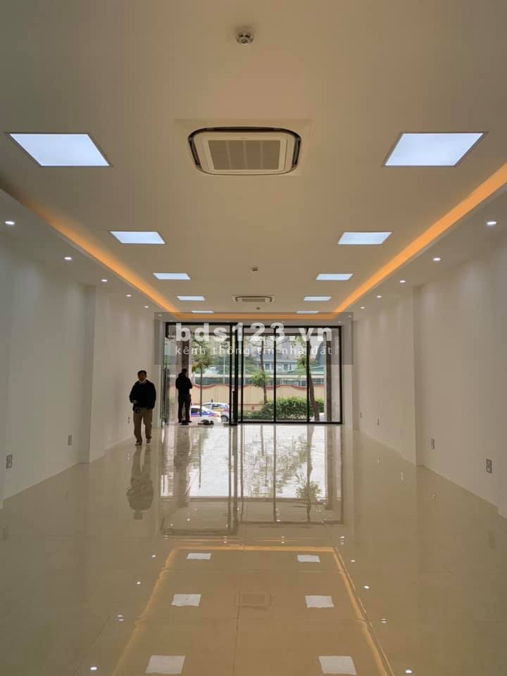 Tòa nhà văn phòng 9 tầng thông sàn mặt phố Lê Trọng Tấn 1 Hầm dt 175m2, giá 76 tỷ
