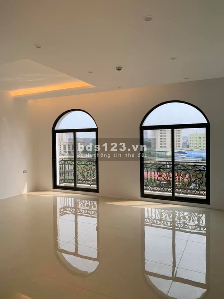 Tòa nhà văn phòng 9 tầng thông sàn mặt phố Lê Trọng Tấn 1 Hầm dt 175m2, giá 76 tỷ