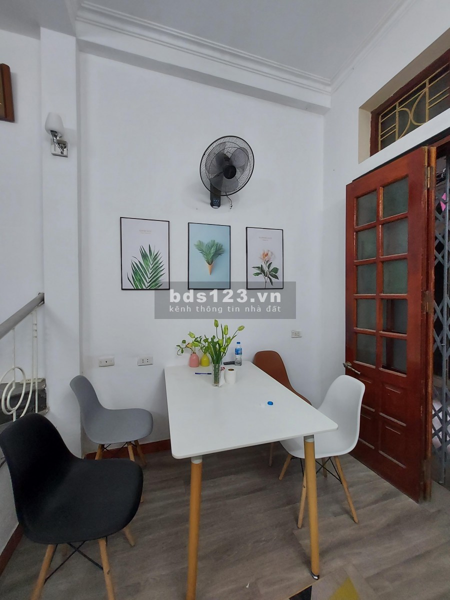 Cảnh báo bay nhanh nhà rộng 30m2 Lê Trọng Tấn, cực thoáng, MT rộng giá 2.75 tỷ