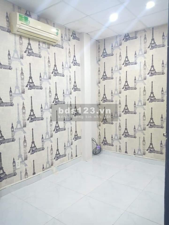 Cần bán gấp nhà mới 3 tầng diện tích 51m2, bề ngang 5.1m giá 3.6 tỷ, sổ có sẵn