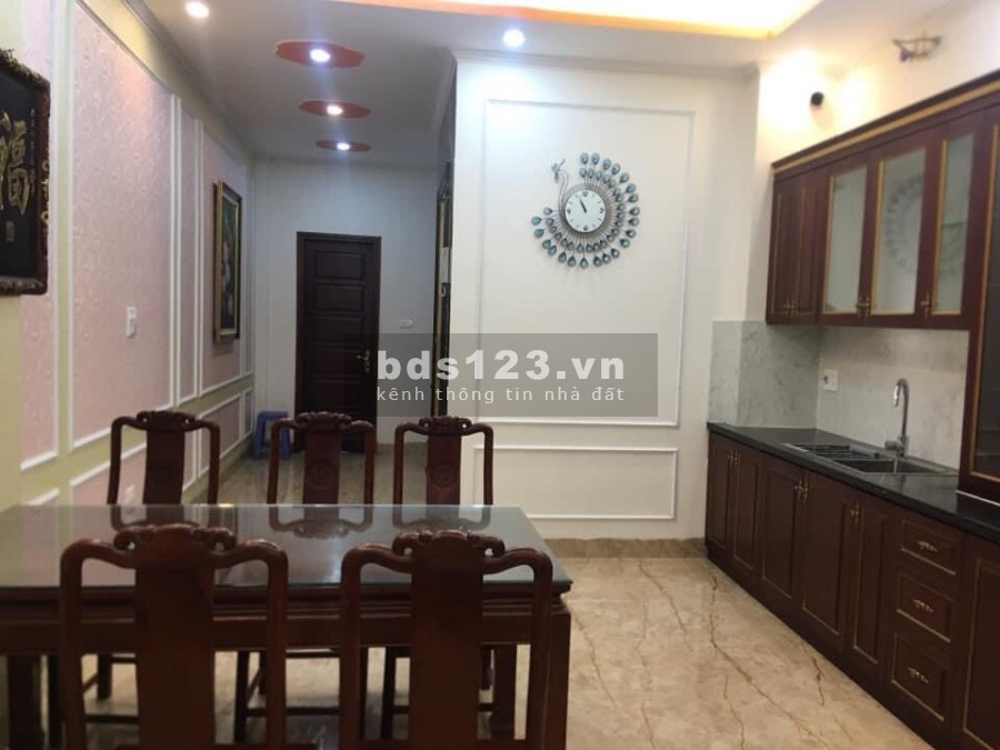 Bán nhà Gia Quất Dân trí tuyệt vời dt 40m2 mặt tiền 4m, giá chỉ nhỉnh 2.6 tỷ