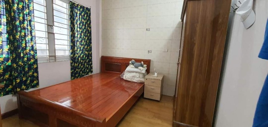 Bán nhà đẹp Nguyễn Trãi Ngã Tư Sở dt. 38m2, 5 tầng, giá 3,95 tỷ 50m ra phố
