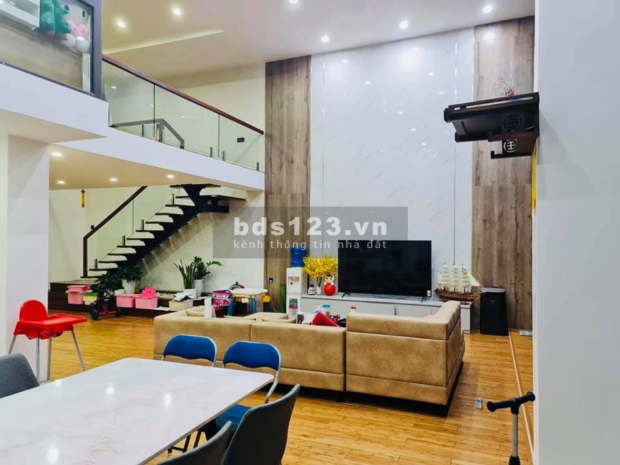 Lựa chọn vàng trong làng đầu tư, dtsd 155m2 28 phòng, doanh thu 180 triệu/tháng