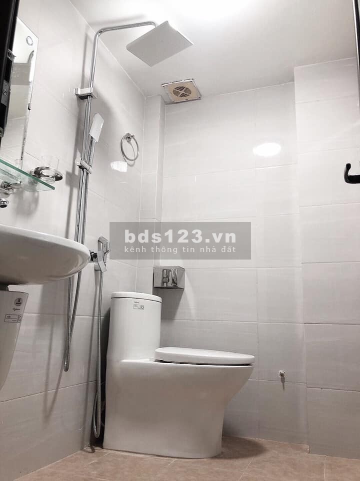 Bán nhà Trương Định, ngõ thông, ô tô tránh, 2 mặt thoáng, 4 phòng ngủ, mới xây