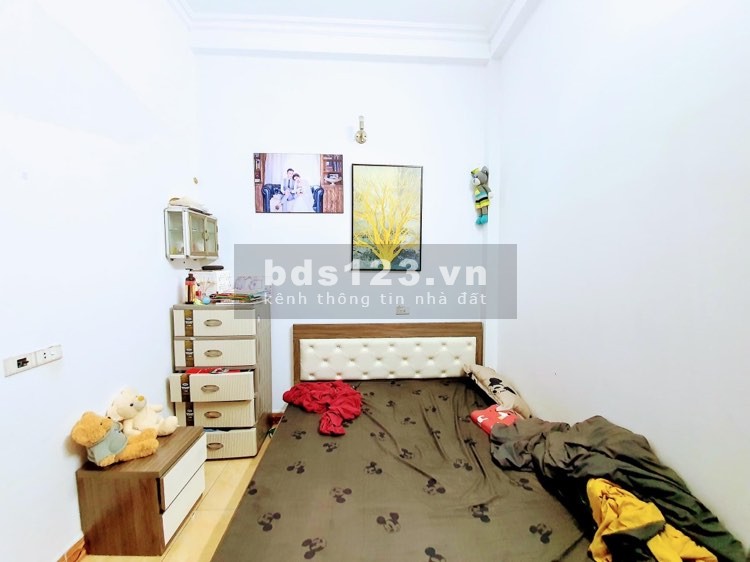 Bán nhà Kim Ngưu Hai Bà Trưng, gần ô tô dt 34.6m2, 4 tầng, mt 3.1m, giá 2.69 tỷ