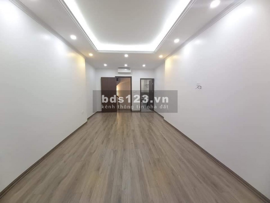 Bán nhà phố Trường Chinh dt 35m2, 5 tầng giá bán 5,7 tỷ trung tâm Đống Đa