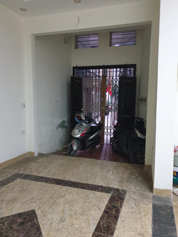 Bán nhà lô góc 3 mặt thoáng, ngõ rộng, dt 42m2, 4 tầng, mt 7m, giá bán nhanh 3.7 tỷ