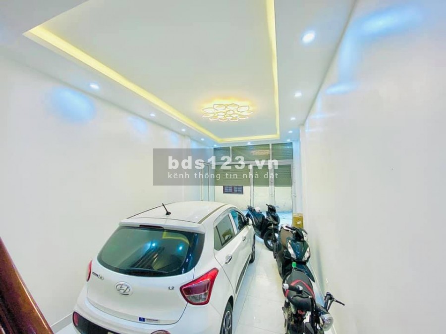 Bán nhà Hoàng Mai, phân lô gara ô tô kinh doanh, diện tích 51m2, 4 tầng, giá 7 tỷ