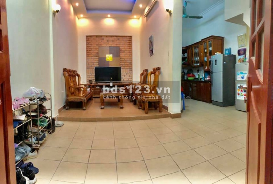 Bán nhà Phan đình Giót Quận Hà Đông, diện tích 42m2, 4 tầng, mt 4,1m giá chỉ 2,8 tỷ