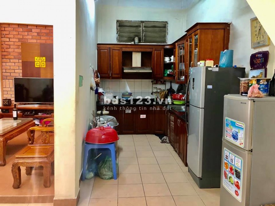 Bán nhà Phan đình Giót Quận Hà Đông, diện tích 42m2, 4 tầng, mt 4,1m giá chỉ 2,8 tỷ