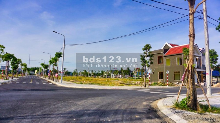 Chính chủ bán gấp lô đất mt quốc lộ 14E rộng 26m, lô 170m2 sạch đẹp giá rẻ hơn thị trường 100TR