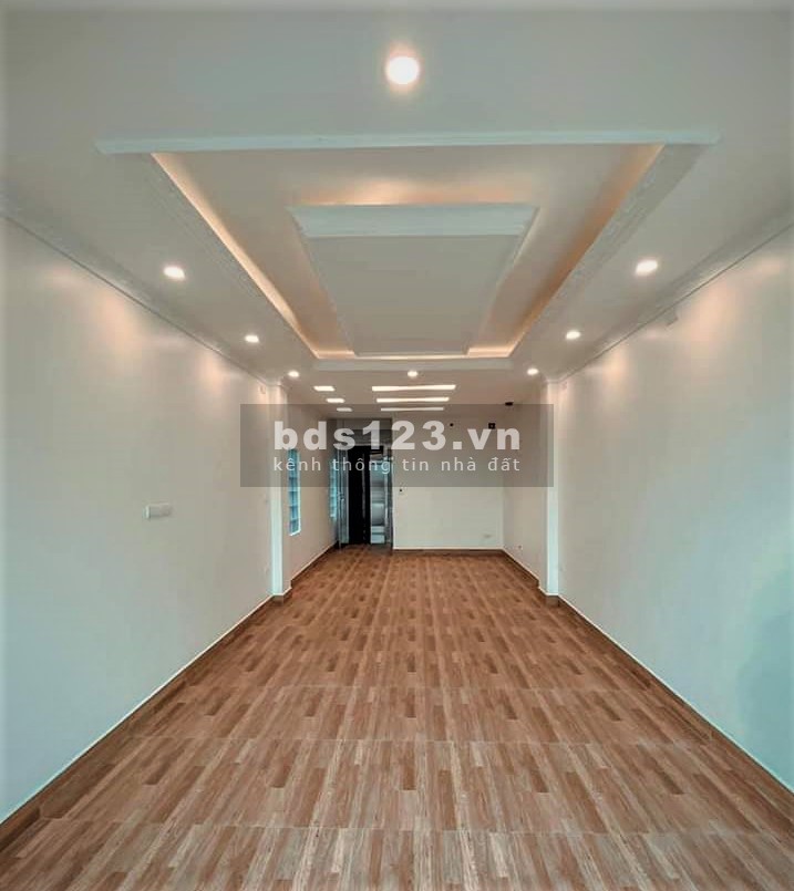 Bán gấp nhà kinh doanh gara ô tô tránh Đại Mỗ, 6 tầng, mặt tiền 7.9m, giá bán 8 tỷ