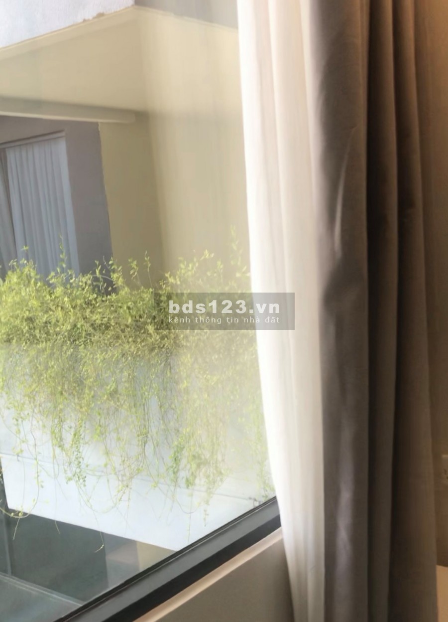 Chính chủ cho thuê KingDom 101 còn mới kiến trúc đẹp, dt 72m2, 2 pn