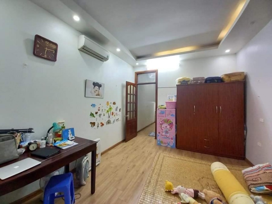 Bán nhà Triều Khúc, Quận Thanh Xuân, diện tích 42m2, 4 tầng, giá 3.8 tỷ. LH 0966456918