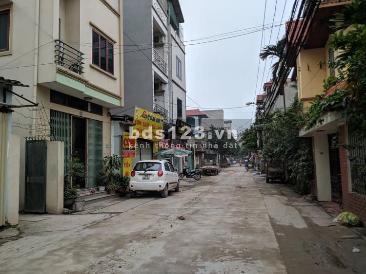 Đất phân lô học viện Nông Nghiệp Trâu Quỳ, đường ô tô hiếm, thanh khoản tốt