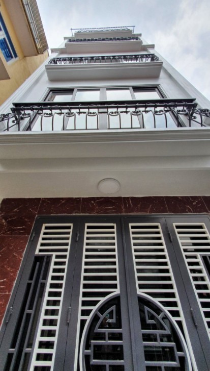 Bán nhà Vân Canh, nhà mới dt 36m2, 5 tầng, mt rộng, ngõ thông giá chỉ nhỉnh 2 tỷ xíu