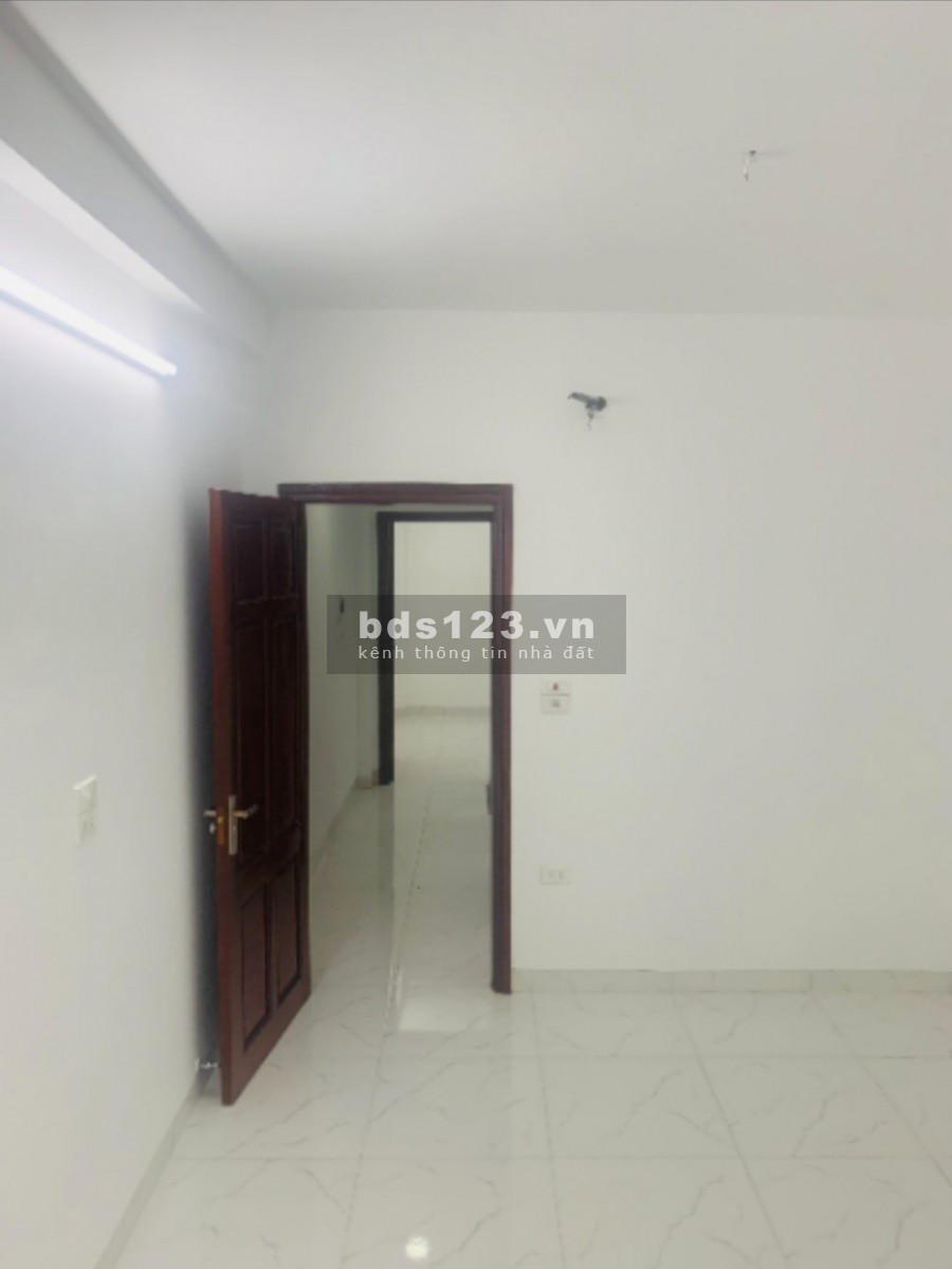 Bán nhà siêu đẹp tại Vạn Phúc Hà Đông, ô tô đỗ gần, dt: 35m2, giá 2,6 tỷ. Lh 0984672007