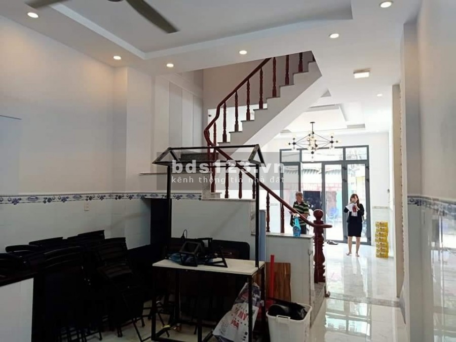 Nhà giảm giá sâu tới đấy Đường Hòa Bình, Tân Phú, diện tích 65m2, giá 7.9 tỷ