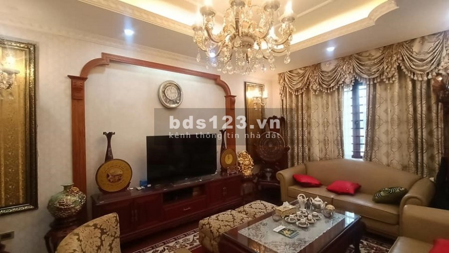 Bán nhà Mỹ Đình, 6 phòng ngủ, 2 mặt thoáng, diện tích sử dụng 44m2, giá 4.5 tỷ
