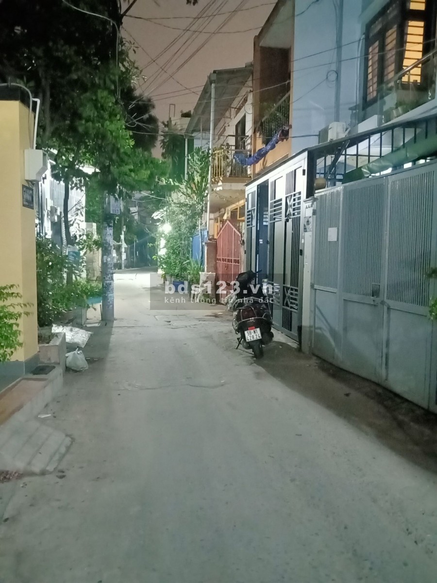 Khu Vip nhà mới rộng 64m2, hẻm xe hơi 3 pn, mặt tiền Gò Vấp, giá bán /4.95 tỷ