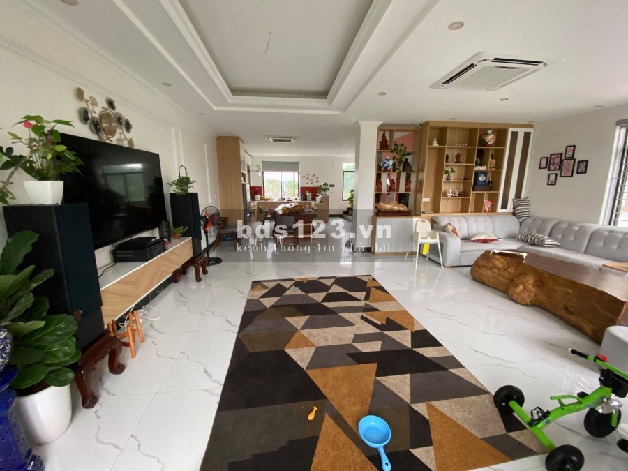 Nhà phố Phạm Văn Đồng. Lô góc, vỉa hè, ô tô, Kinh doanh dt 120m2 7 tầng, mặt tiền 7m giá 30tỷ