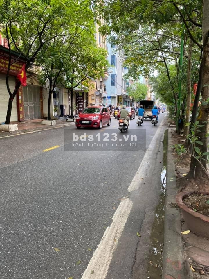 Bán Gấp Nhà Mặt Ngõ Rộng Giáp Bát Hoàng Mai 56m2, 5 tầng, mt 7.1m, Giá 5.6 tỷ, Ngõ Ô Tô.