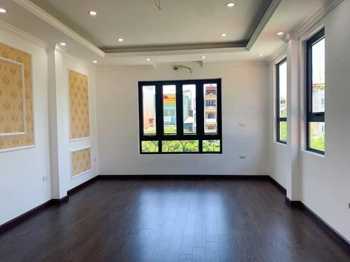 Bán nhà giá rẻ Lĩnh Nam, giá 2.65 tỷ, diện tích 35m2, 5 tầng, ngõ thông, ba gác chạy