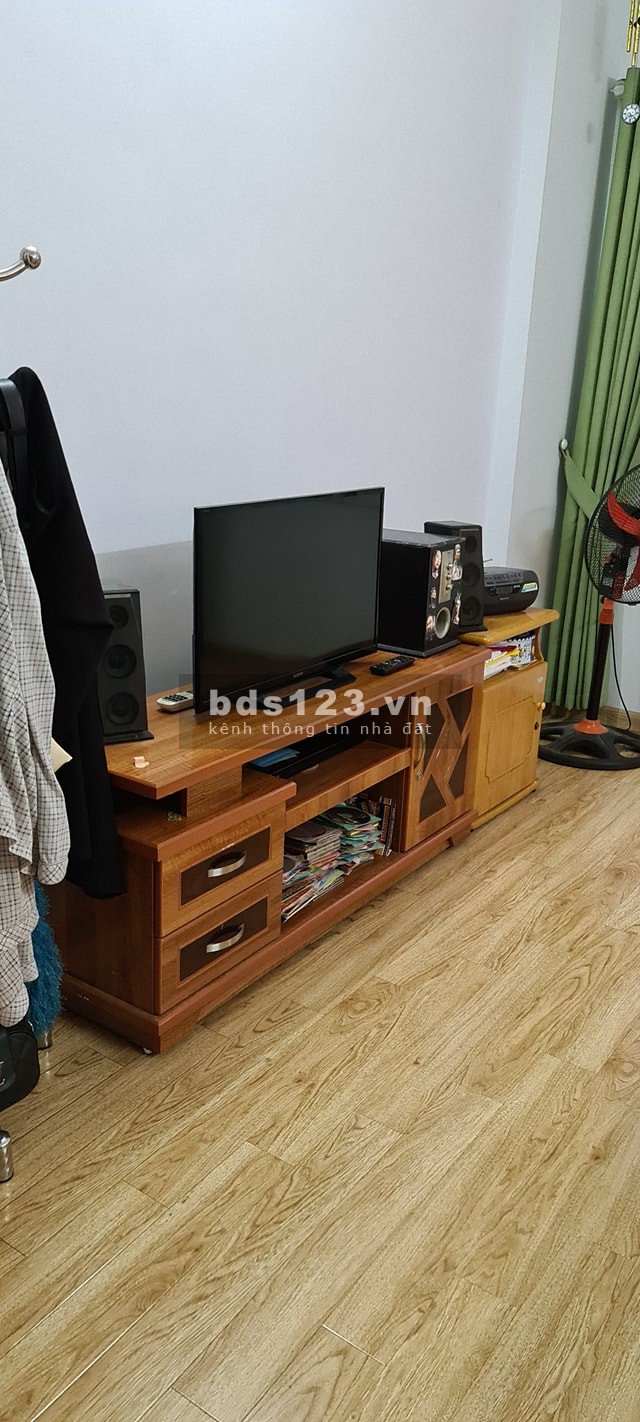Chính chủ cần bán nhà Lê Đức Thọ, phân lô thoáng, dt 65m2, 4 tầng, giá 4.1 tỷ, lh 0978996965