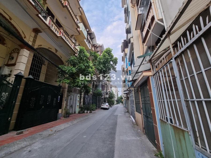 Siêu phẩm mùa dịch Oto đỗ cửa dt 45m2, 5 tầng Trương Định – Bạch Mai giá chỉ 2.9 tỷ