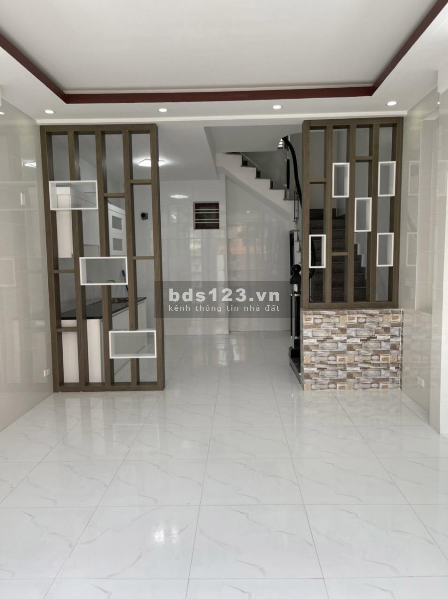 Siêu hot bán nhà 4 tầng Định Công Thượng mới tinh, cách ô tô đỗ 15m, dt 35/40m2, giá 3.2 tỷ