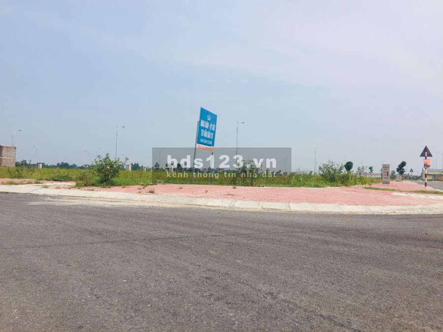 Em còn 1 lô ngoại giao giá cực kì tố khu dân cư Dị Chế, Tiên Lữ, Hưng Yên