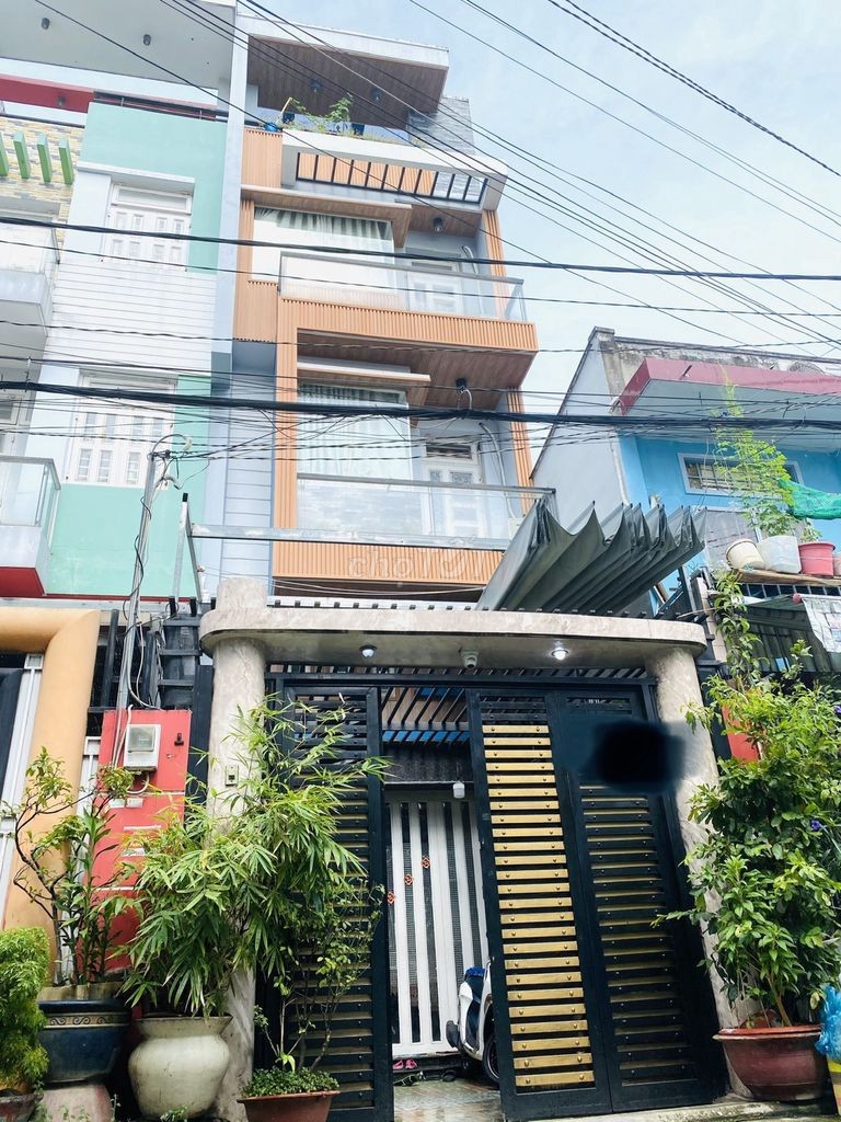 Chính chủ bán nhà ở đường Khuông Việt, Quận Tân Phú Siêu đẹp, giá cực hấp dẫn