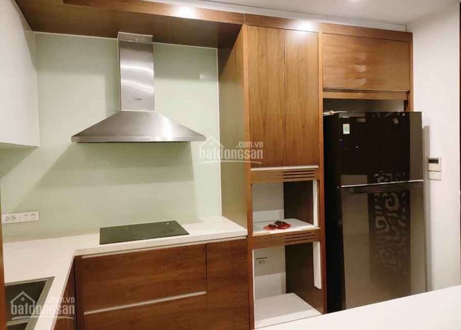 Bán nhà view Hồ Tây Võng Thị, ô tô vào nhà nội thất đẳng cấp, nhà có thang máy