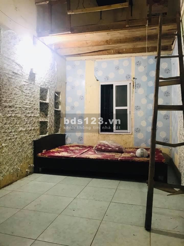 Bán nhà 2 tầng nguyên căn phố Đại La, gần phố sổ riêng, diện tích 22m2, gioá 1.53 tỷ