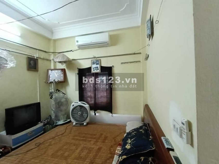 Cực rẻ, Bán nhà Tựu Liệt – Thanh Trì, 33m2x 5 tầng, mặt 4.5m, chỉ 1.95 Tỷ