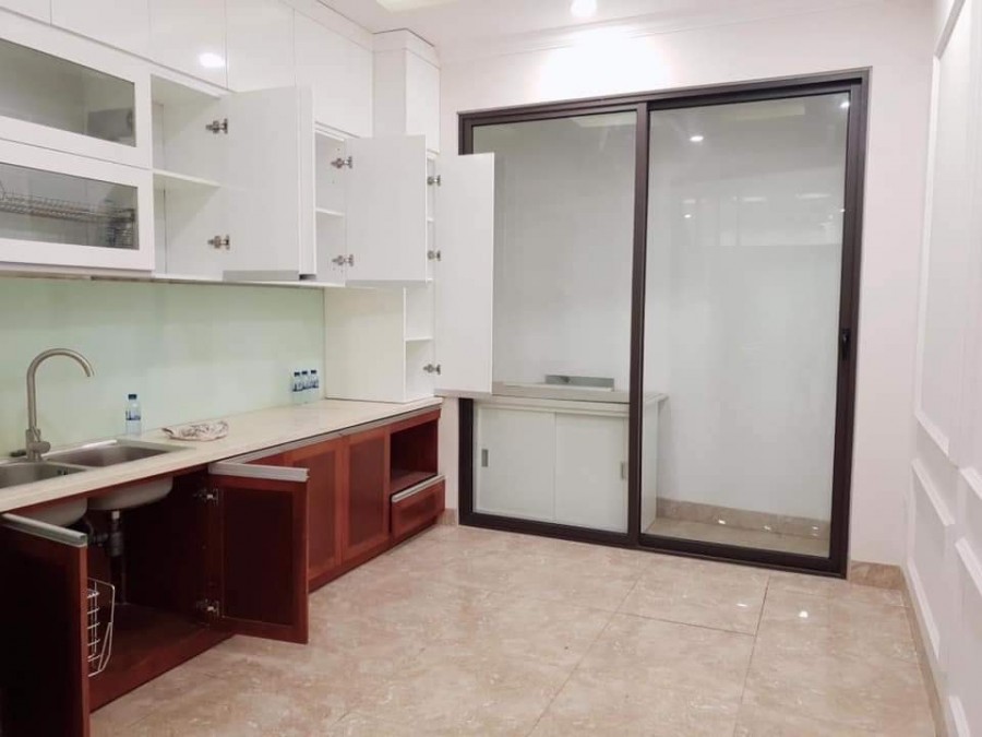 Bán Nhà Quan Nhân, Thanh Xuân diện tích 50m2, 4 tầng, mặt tiền 7.2m, Nhỉnh 3 Tỷ.