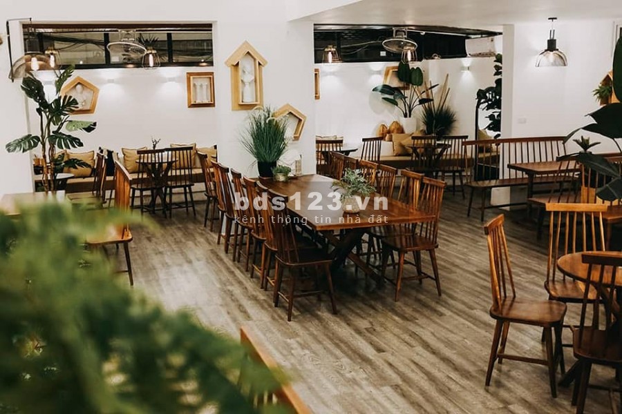 Nhà Mặt Phố Đường Tây Hồ Quảng An lô góc 4 thoáng dt 202m2 mặt tiền 8m, giá 82 tỷ