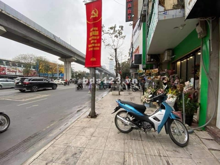Hiếm Bán đất Nguyễn Trãi diện tích 45m2 giá 5 tỷ ô tô đỗ cửa gần ngay đường lớn