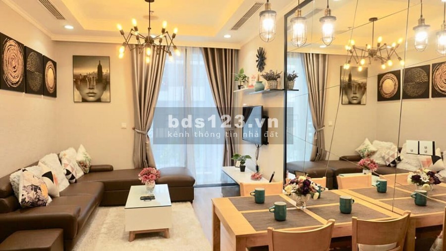 Bán nhà đường Xuân Thuỷ, trung tâm Cầu Giấy, ô tô đỗ cửa dt 55m2, giá 7 tỷ
