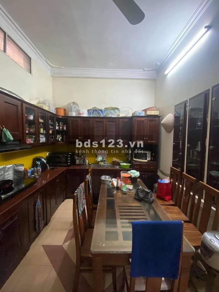 Bán Nhà Phố Yên Lãng dt 52m2, 4 tầng, giá 9.1 tỷ phân lô, 3 mặt thoáng kinh doanh