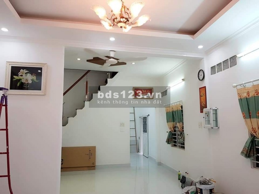 Bán nhà 2 tầng Phú Thọ Hoà, Quận Tân Phú, diện tích 4.3 x 10, giá bán 3.8 tỷ