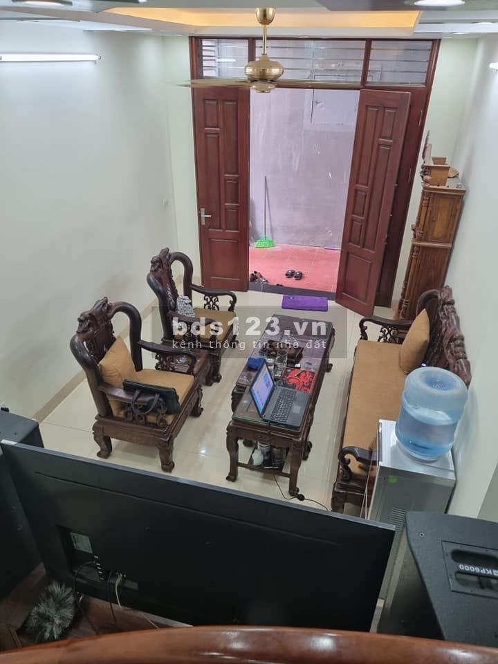 Bán nhà Lê Quang Đạo 30m2 ,an sinh tuyệt vời với 4 phòng ngủ, giá đúng 3 tỷ.