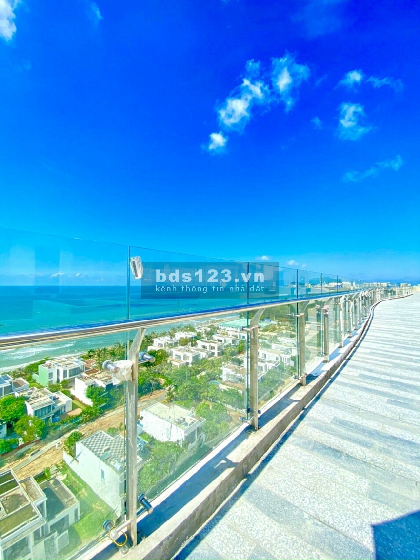Mở Bán Căn Vip Tầng 12 Căn 128m2 giá 4,7 Tỷ, Ưu Đãi 399tr, CK6%, NH Hỗ Trợ 0% Lãi Suất. LH 0909689884
